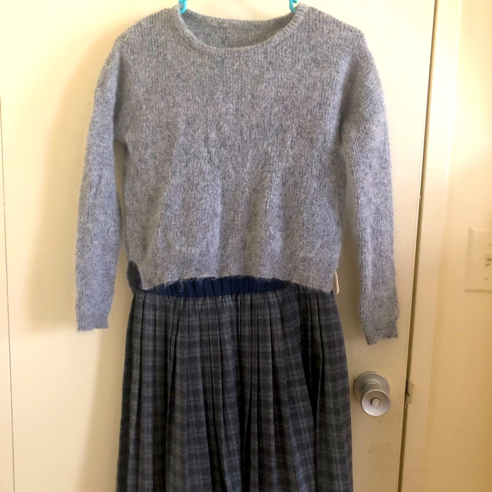 Sweater+dress suit